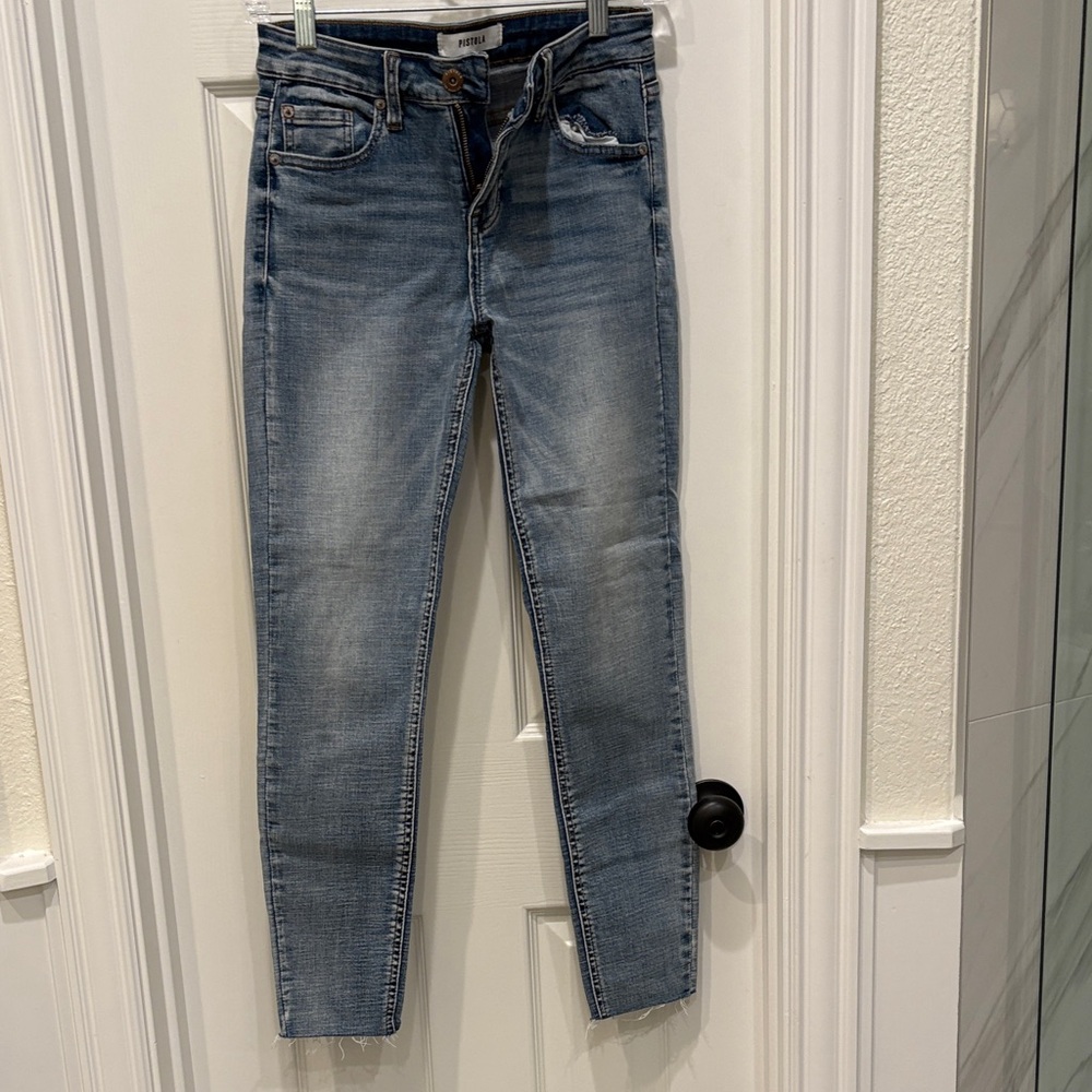 PISTOLA Skinny Jeans